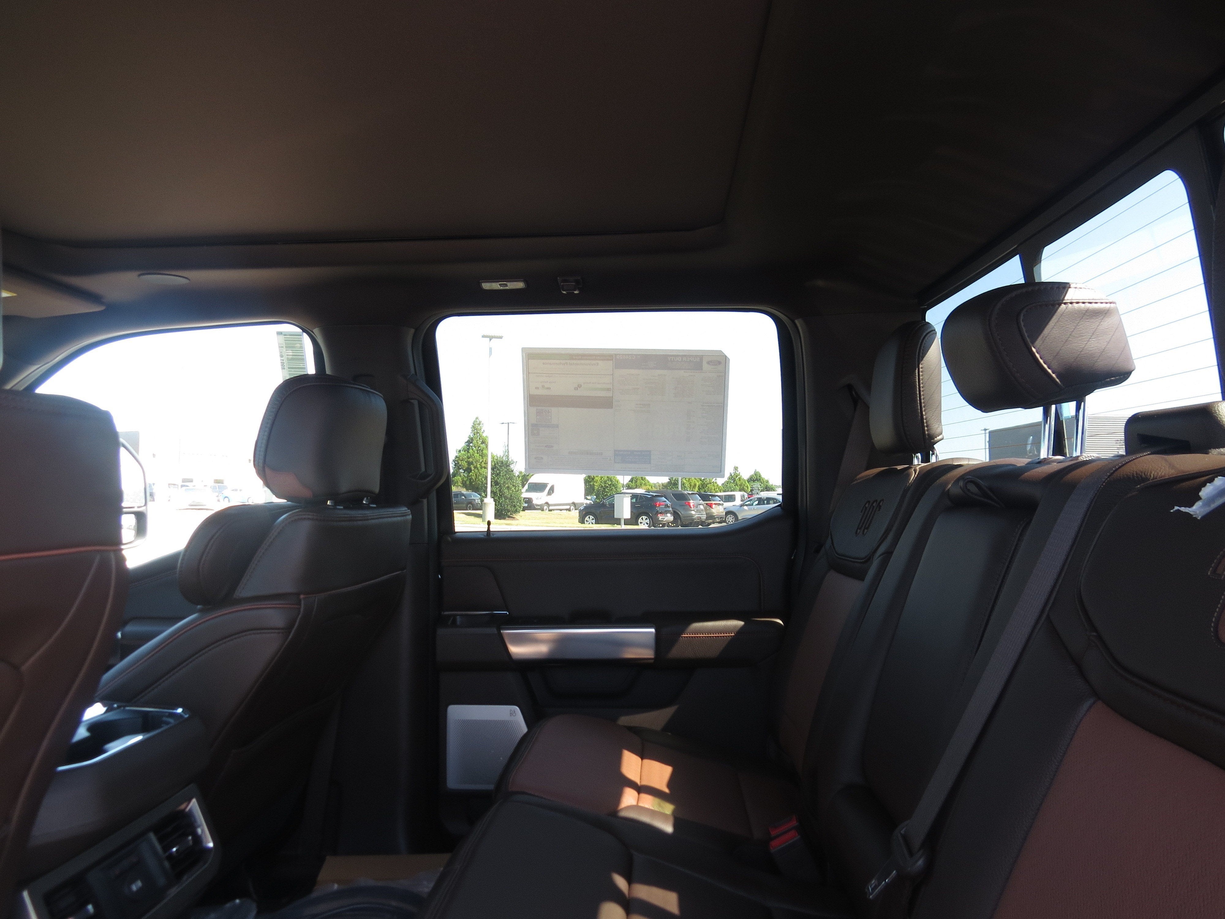 2027 Ford Super Duty F-350 SRW King Ranch