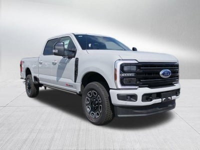 2025 Ford Super Duty F-350 SRW Platinum