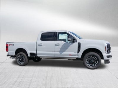2025 Ford Super Duty F-350 SRW Platinum