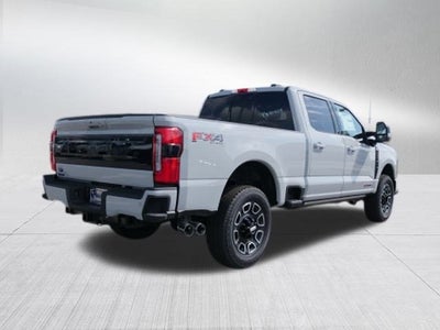 2025 Ford Super Duty F-350 SRW Platinum
