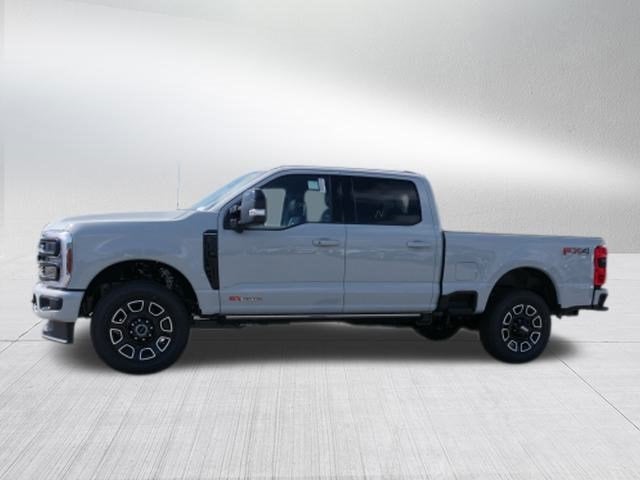 2025 Ford Super Duty F-350 SRW Platinum