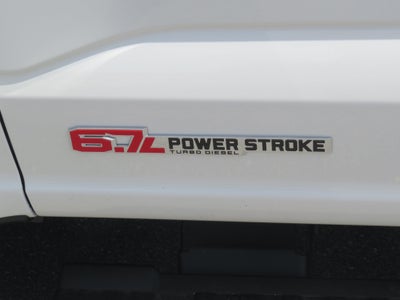 2027 Ford Super Duty F-350 SRW LARIAT