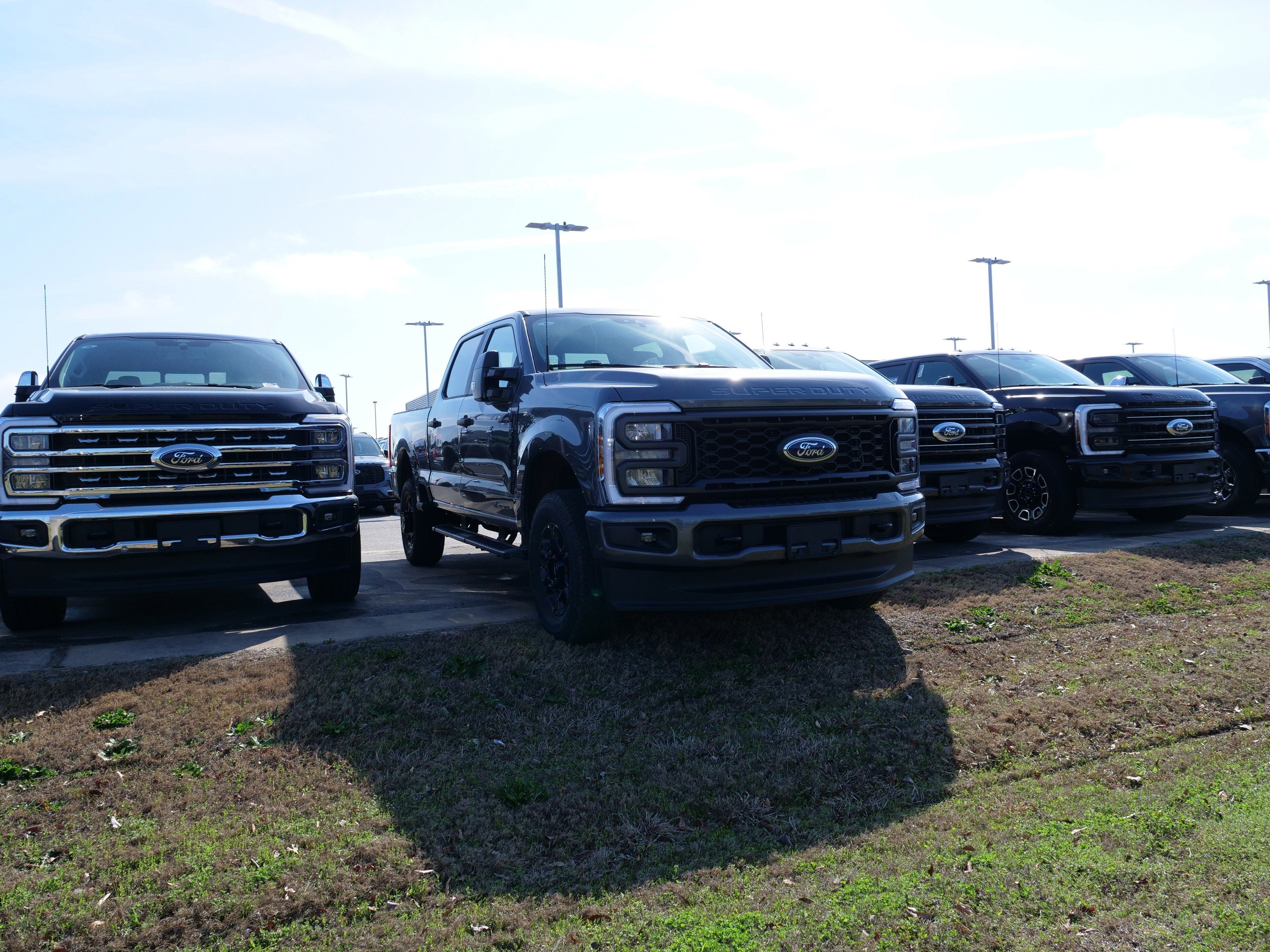 2026 Ford Super Duty F-350 SRW XL