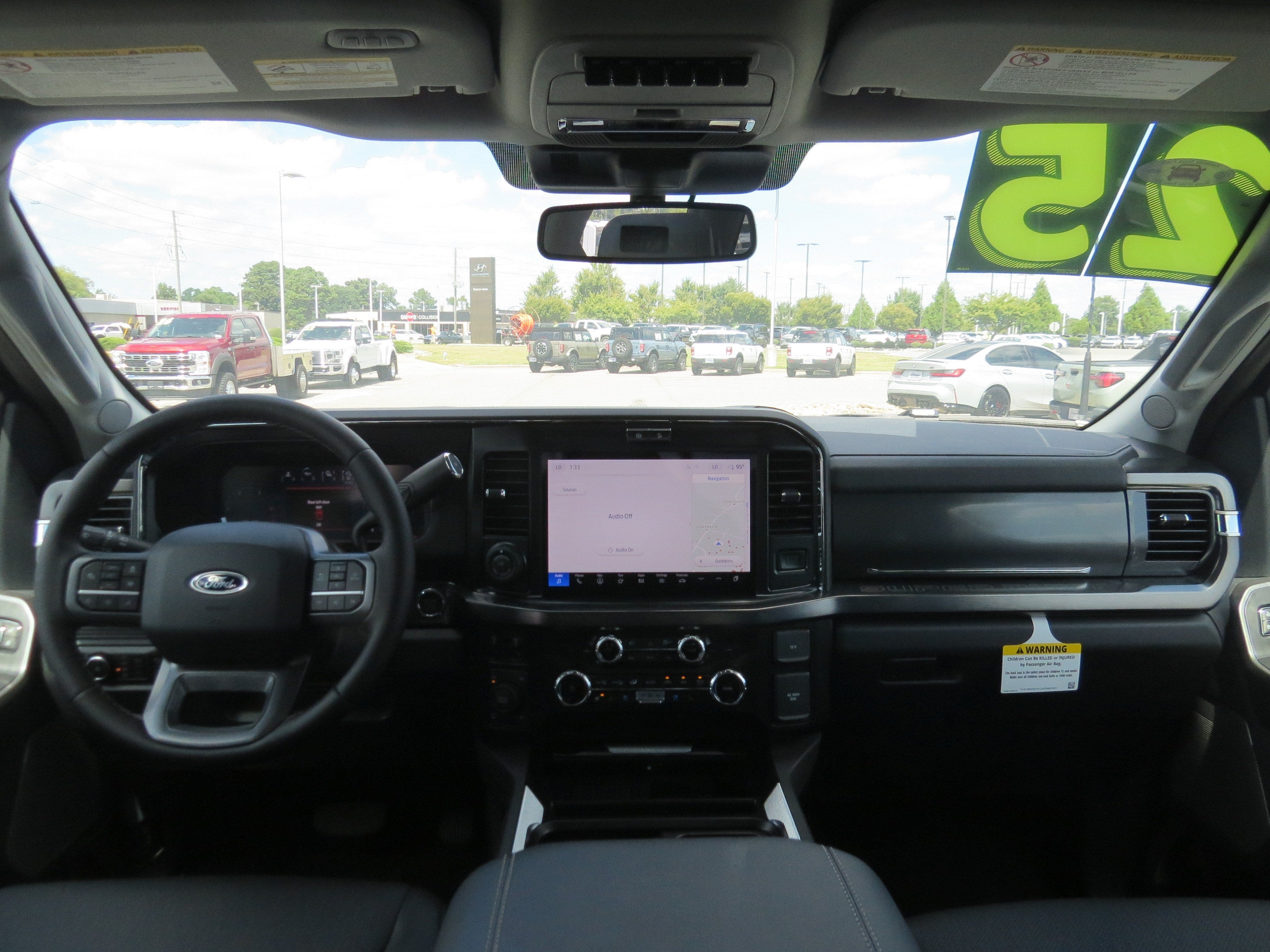 2025 Ford Super Duty F-350 SRW LARIAT