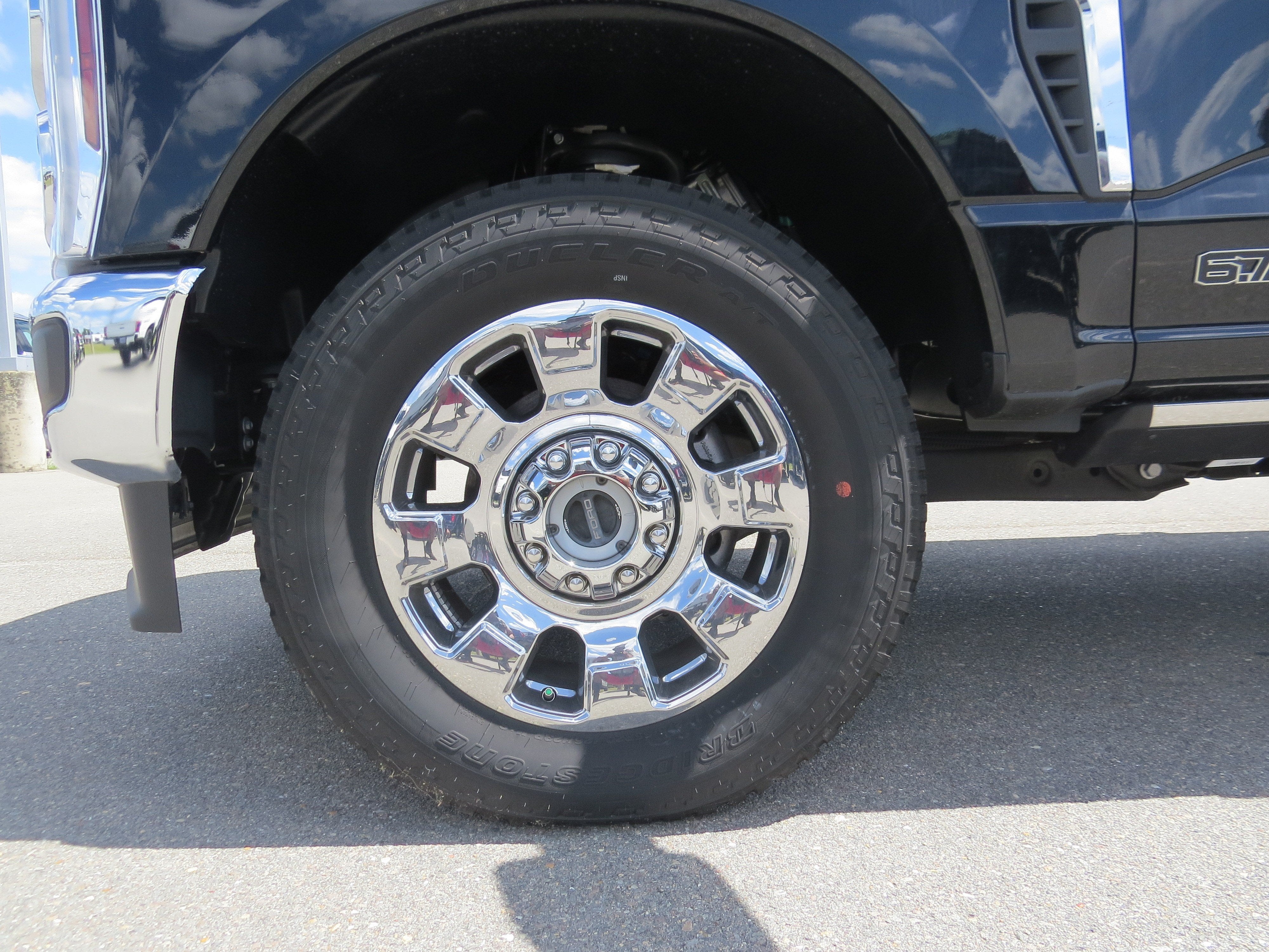 2025 Ford Super Duty F-350 SRW LARIAT