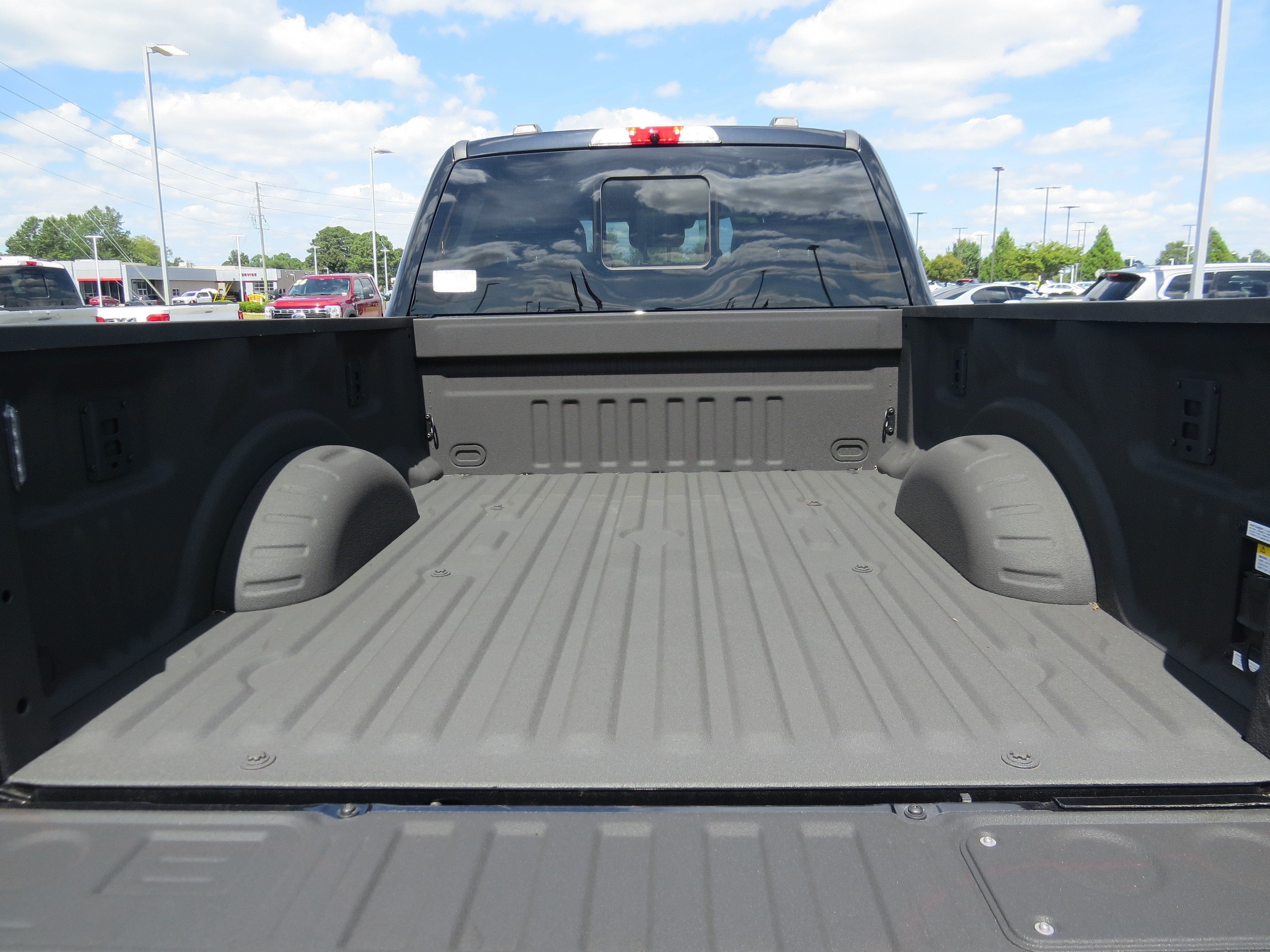 2025 Ford Super Duty F-350 SRW LARIAT