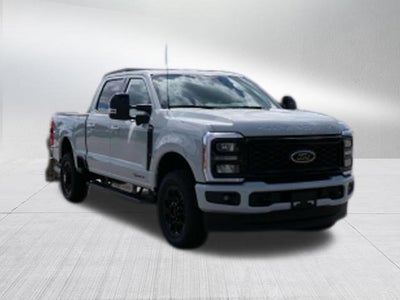 2026 Ford Super Duty F-350 SRW LARIAT
