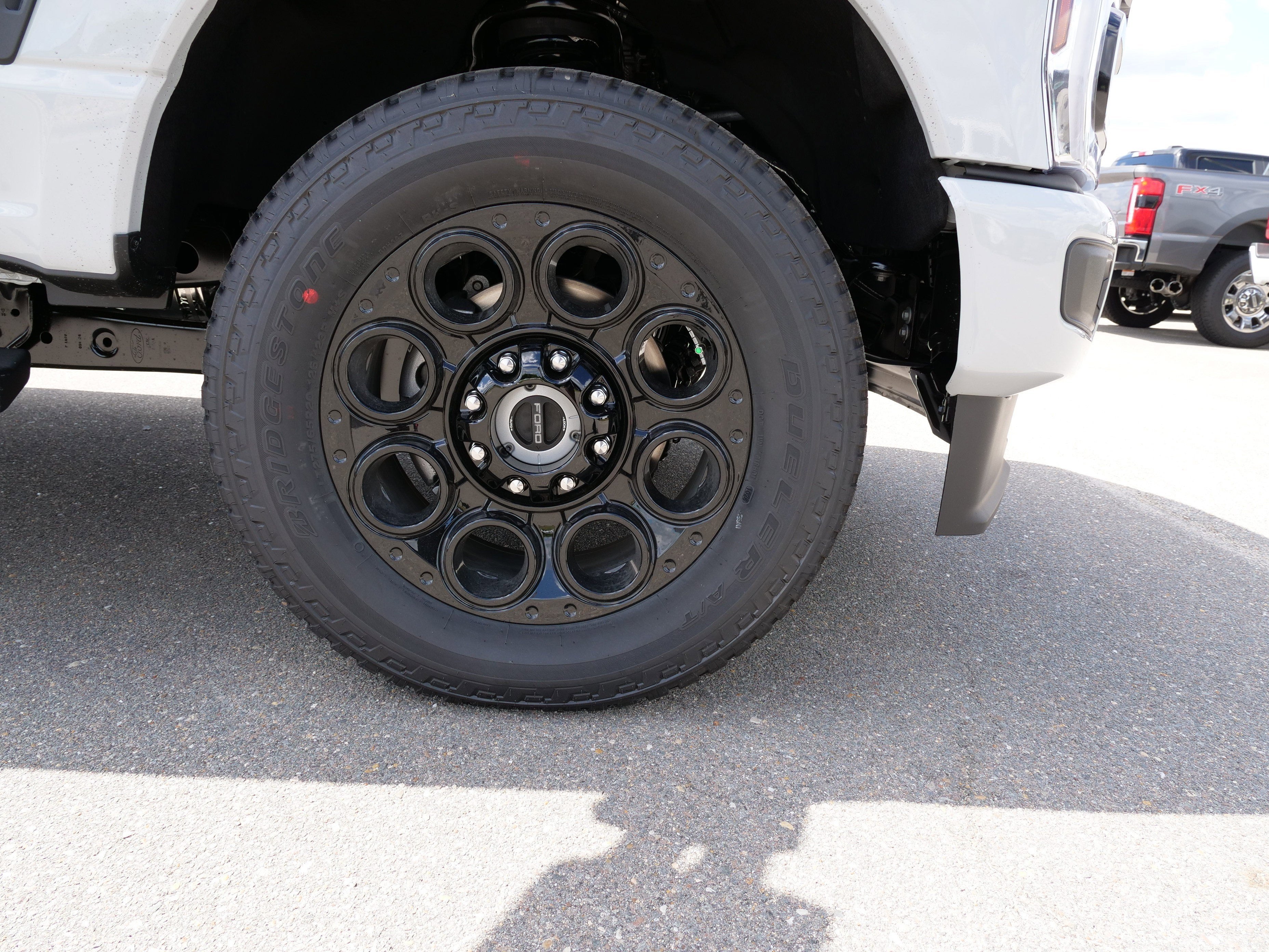 2026 Ford Super Duty F-350 SRW LARIAT