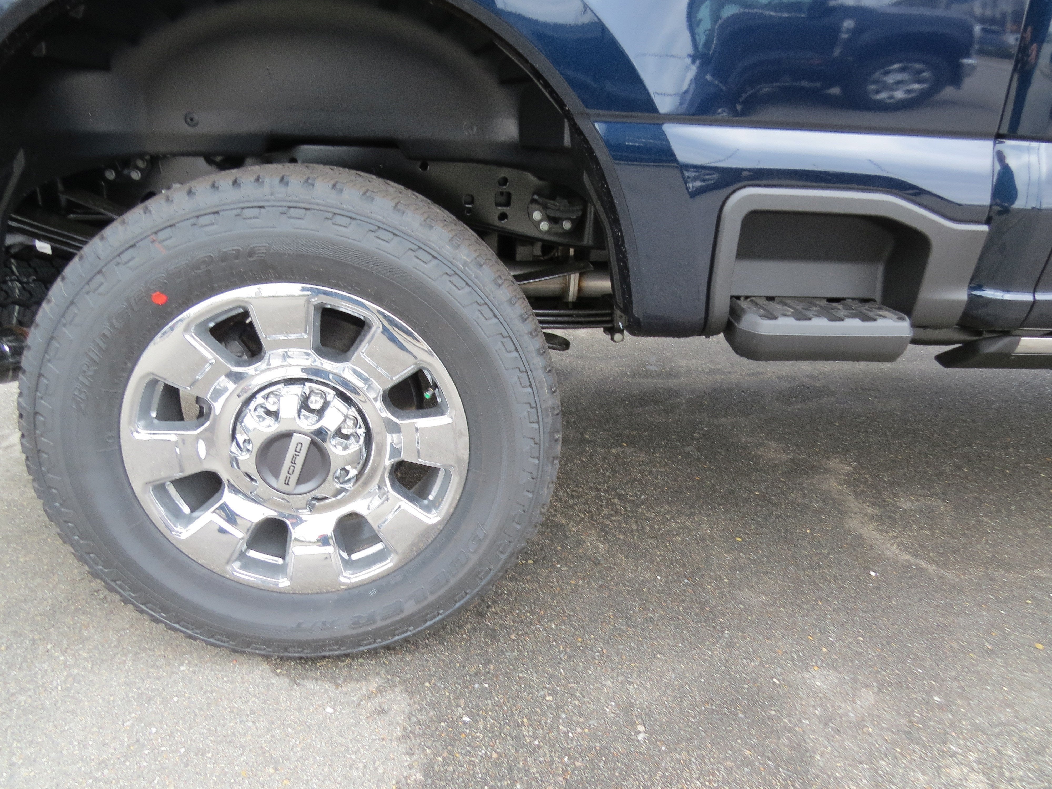 2025 Ford Super Duty F-350 SRW LARIAT