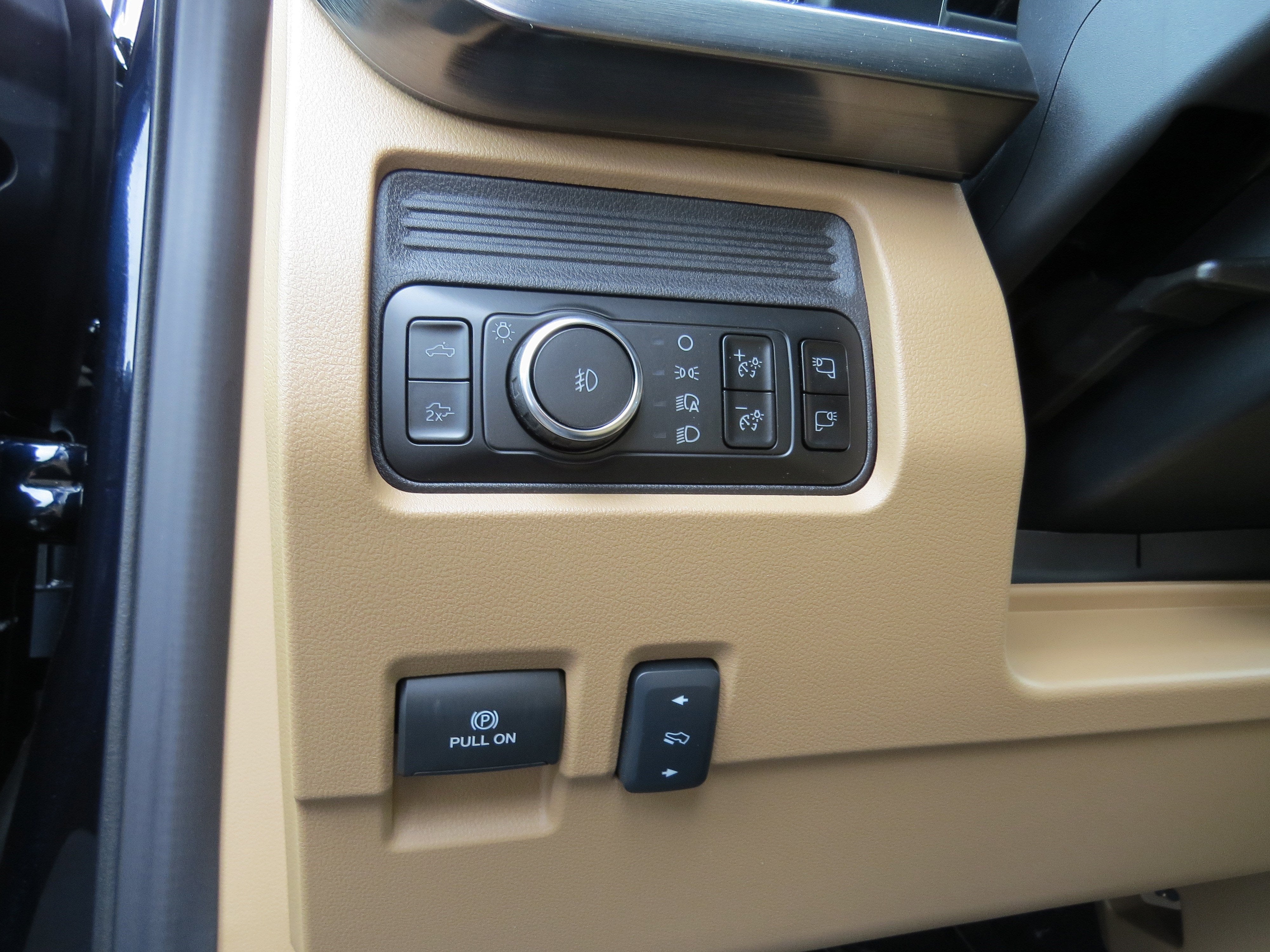 2025 Ford Super Duty F-350 SRW LARIAT