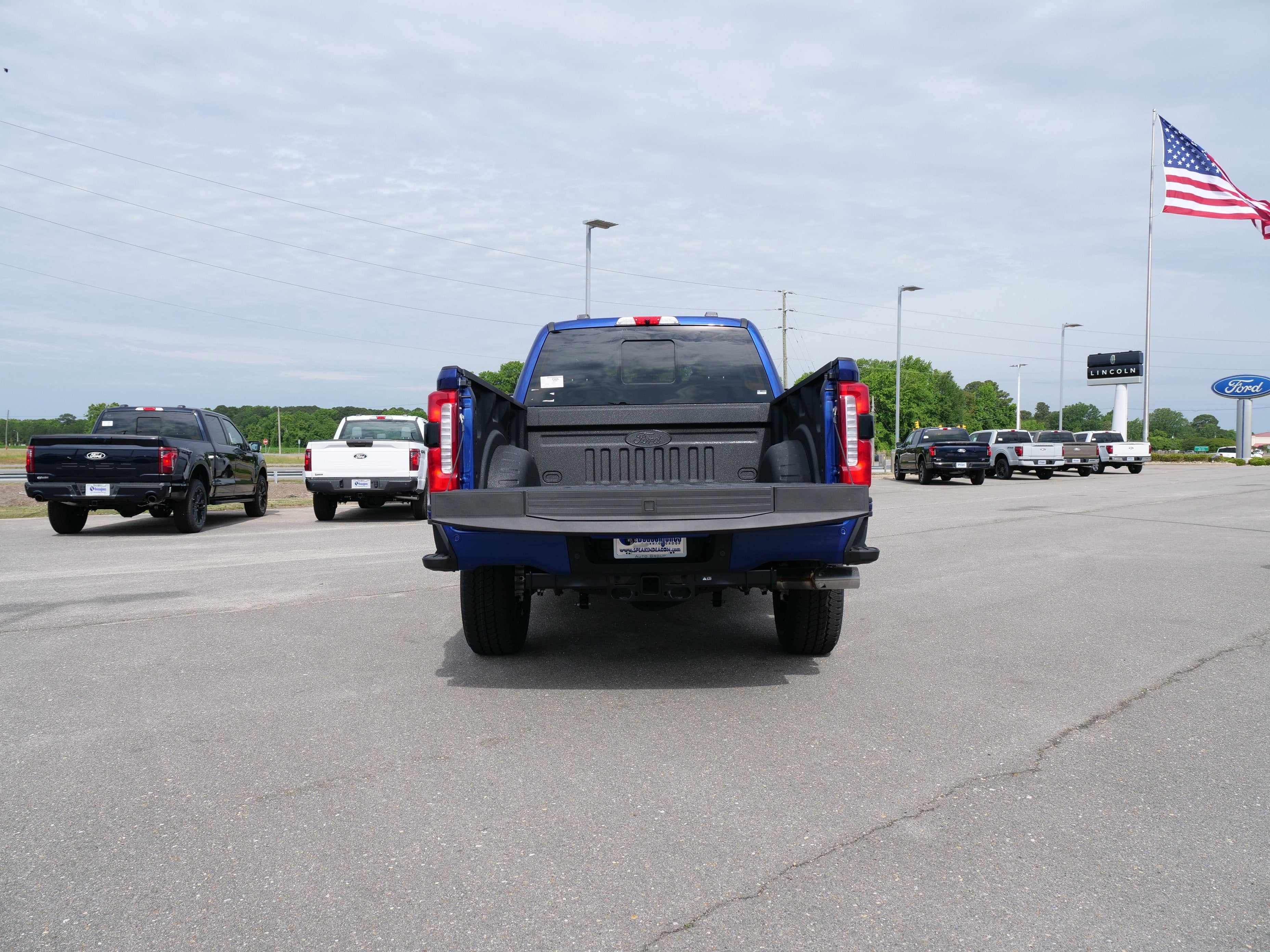 2026 Ford Super Duty F-350 SRW F-350® Lariat®