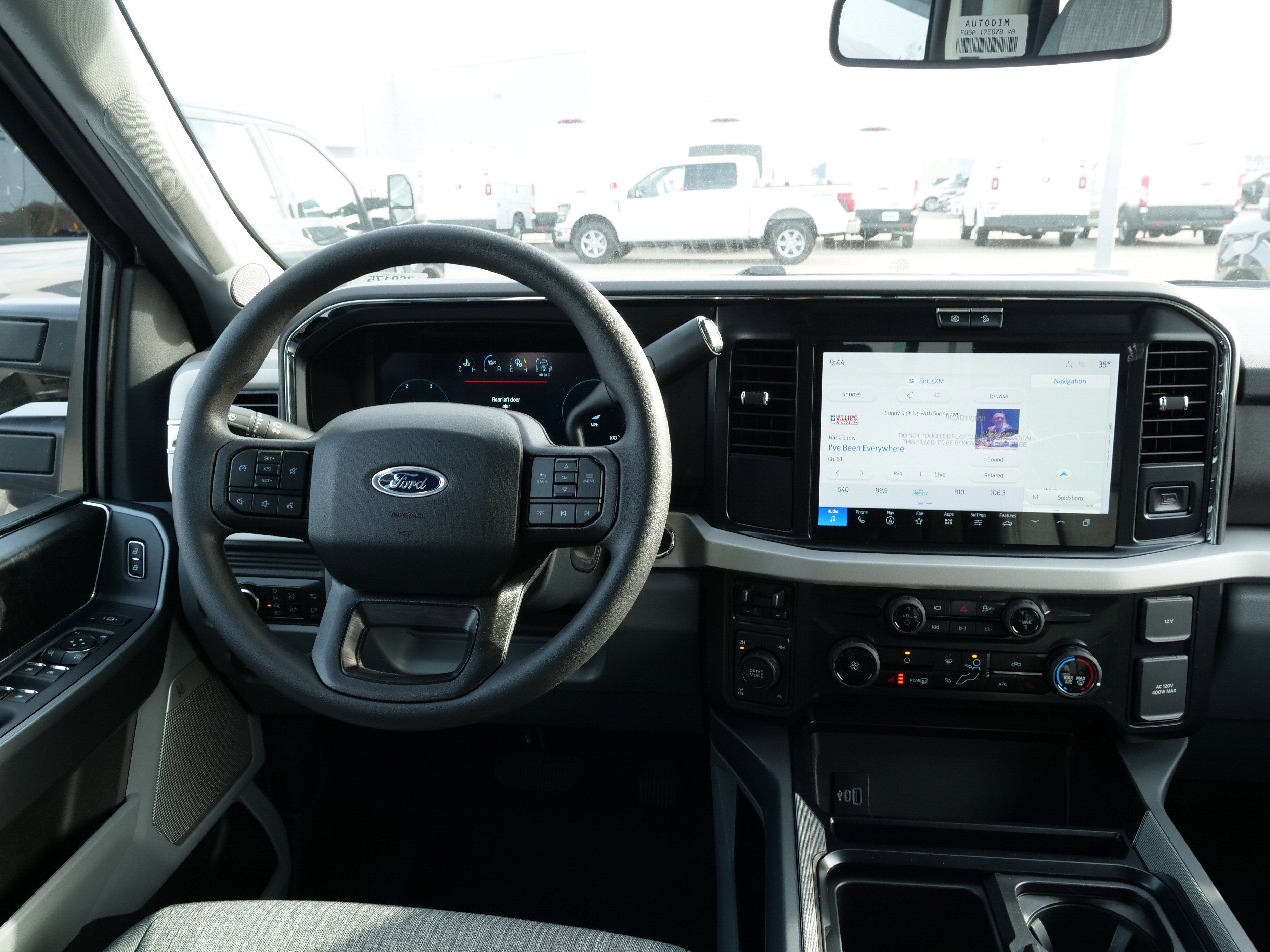 2026 Ford Super Duty F-350 SRW XLT