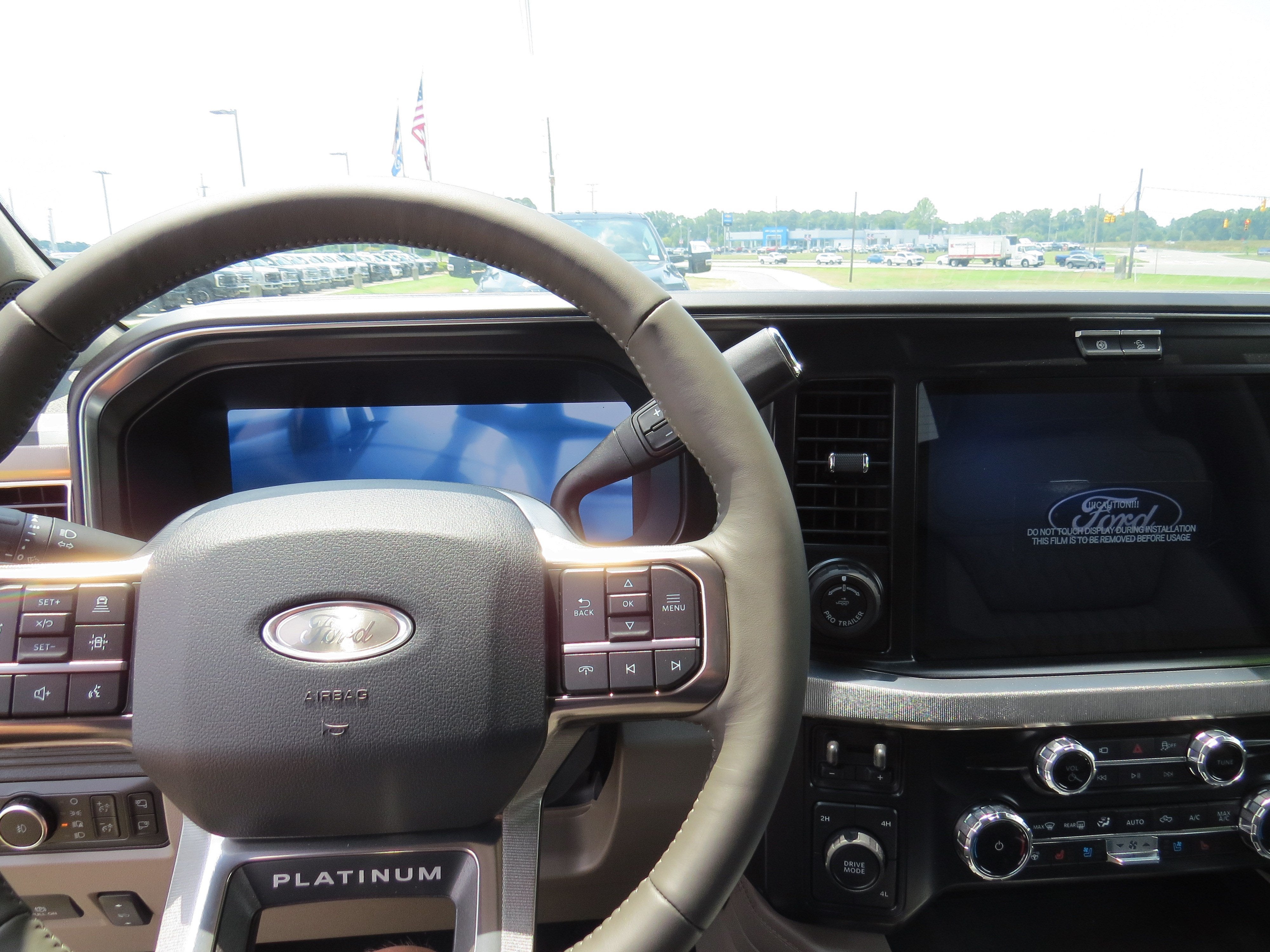2026 Ford Super Duty F-350 DRW Platinum