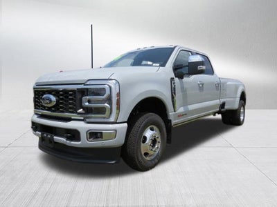2026 Ford Super Duty F-350 DRW Platinum
