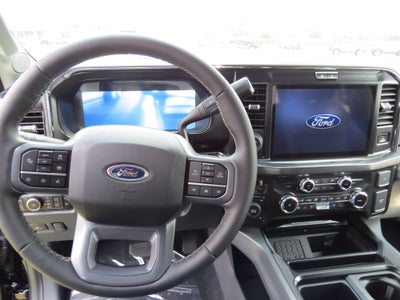 2026 Ford Super Duty F-350 DRW LARIAT