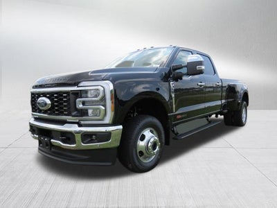 2026 Ford Super Duty F-350 DRW LARIAT
