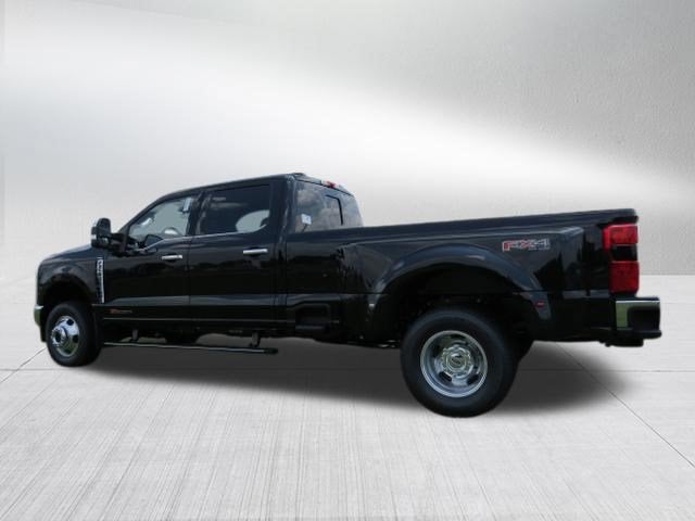2026 Ford Super Duty F-350 DRW LARIAT