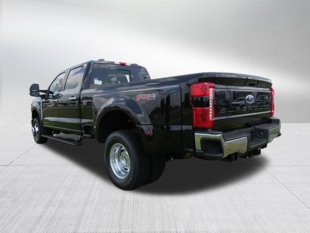 2026 Ford Super Duty F-350 DRW LARIAT