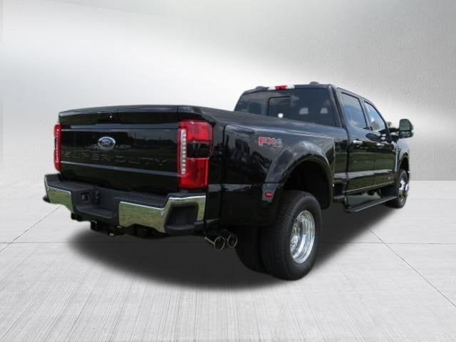2026 Ford Super Duty F-350 DRW LARIAT