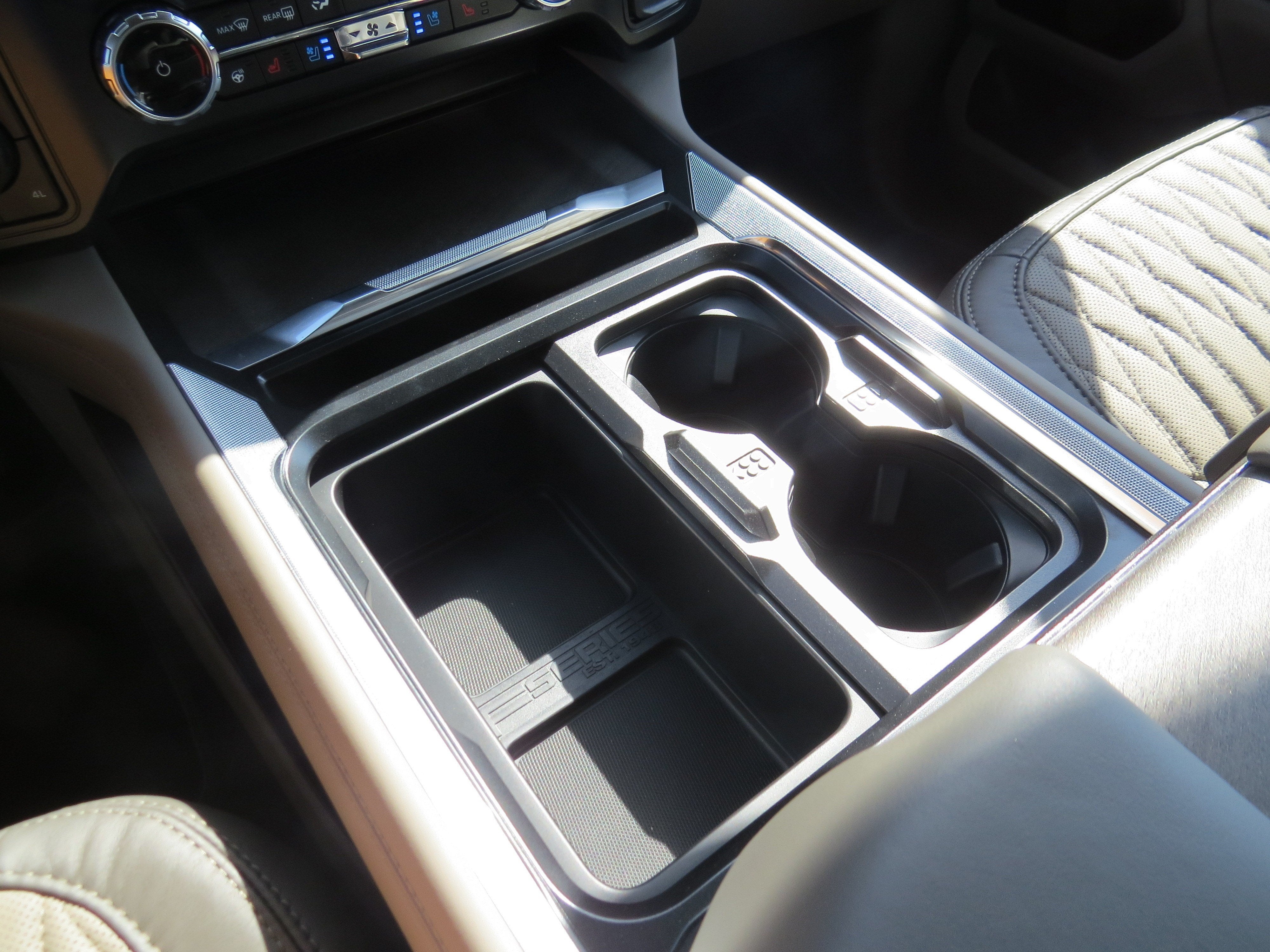 2026 Ford Super Duty F-350 DRW Platinum