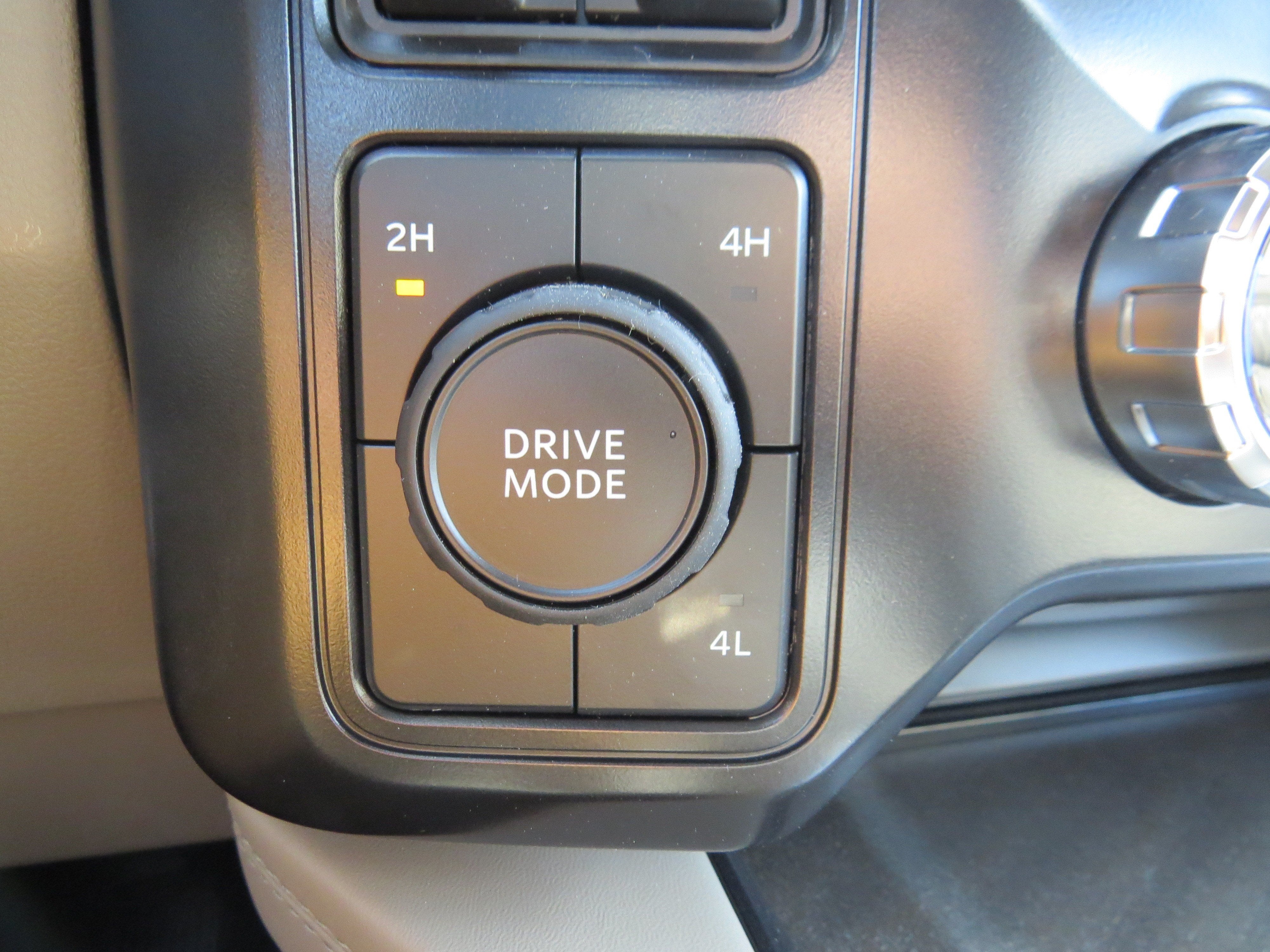 2026 Ford Super Duty F-350 DRW Platinum