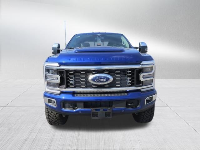 2026 Ford Super Duty F-350 DRW Platinum