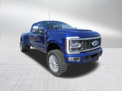 2026 Ford Super Duty F-350 DRW Platinum