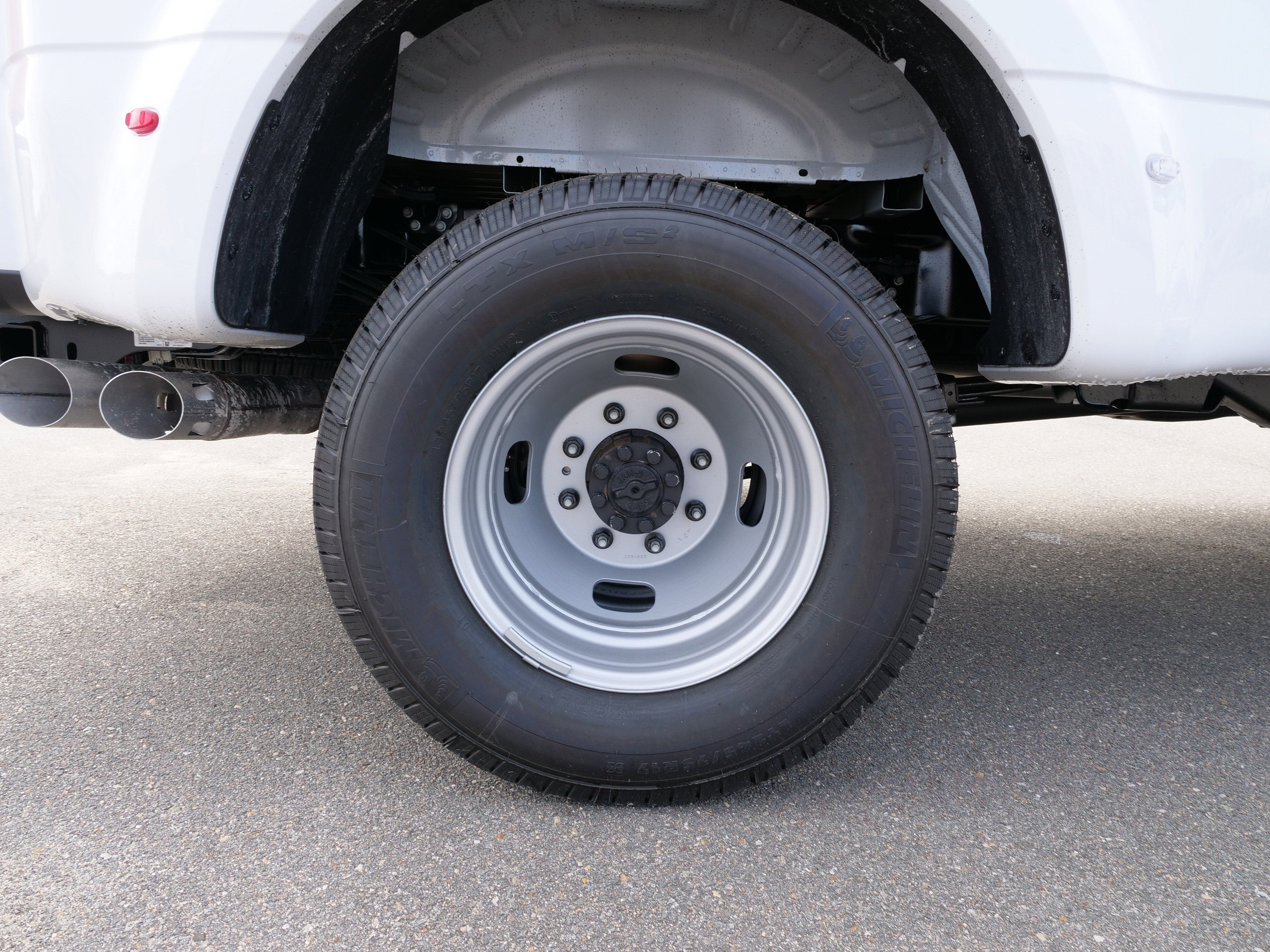 2026 Ford Super Duty F-350 DRW XL