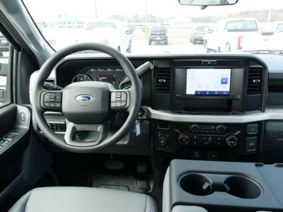 2026 Ford Super Duty F-350 DRW XL