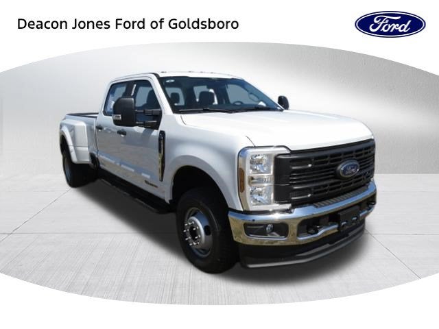 2026 Ford Super Duty F-350 DRW XL