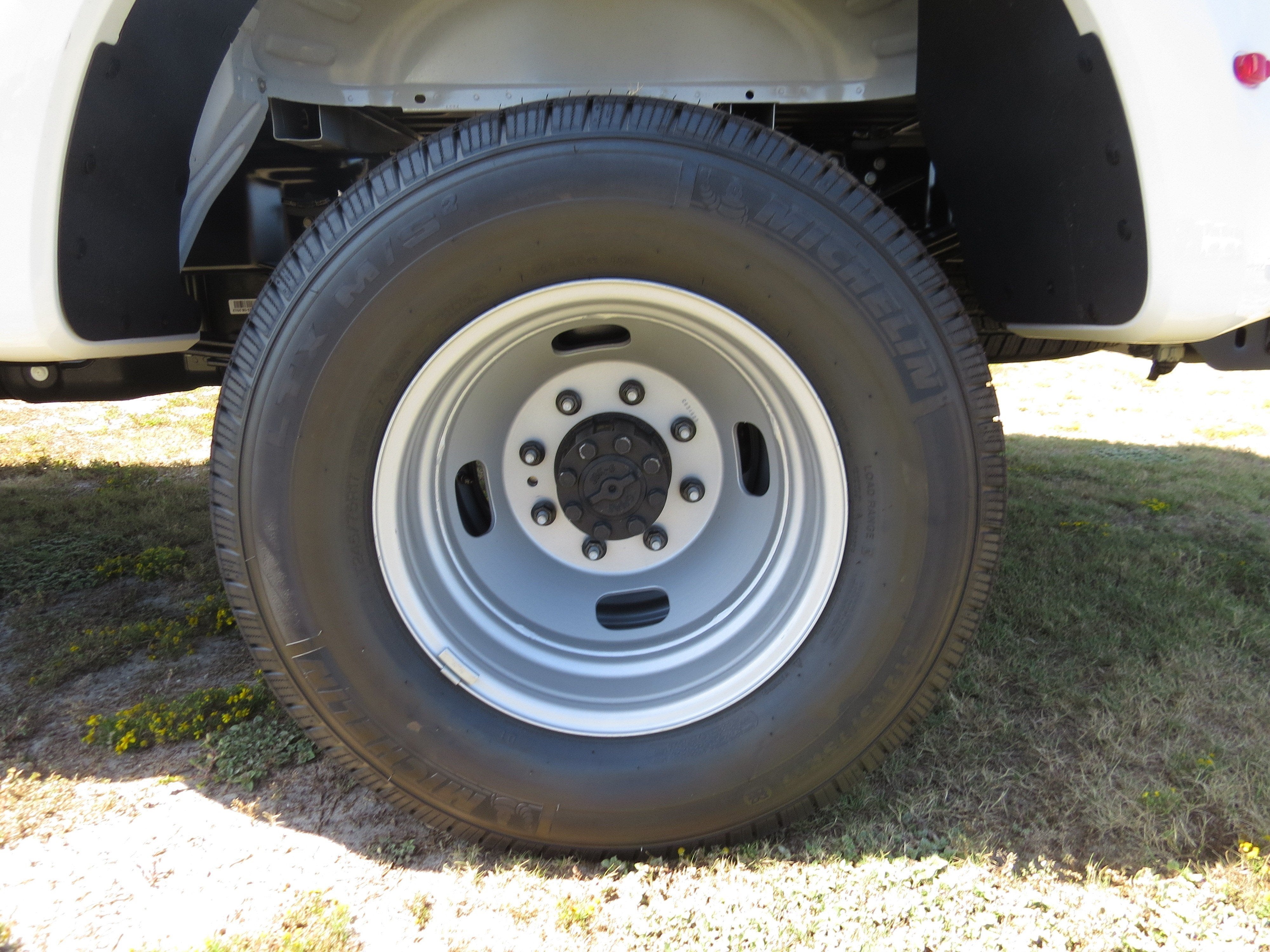 2026 Ford Super Duty F-350 DRW XL