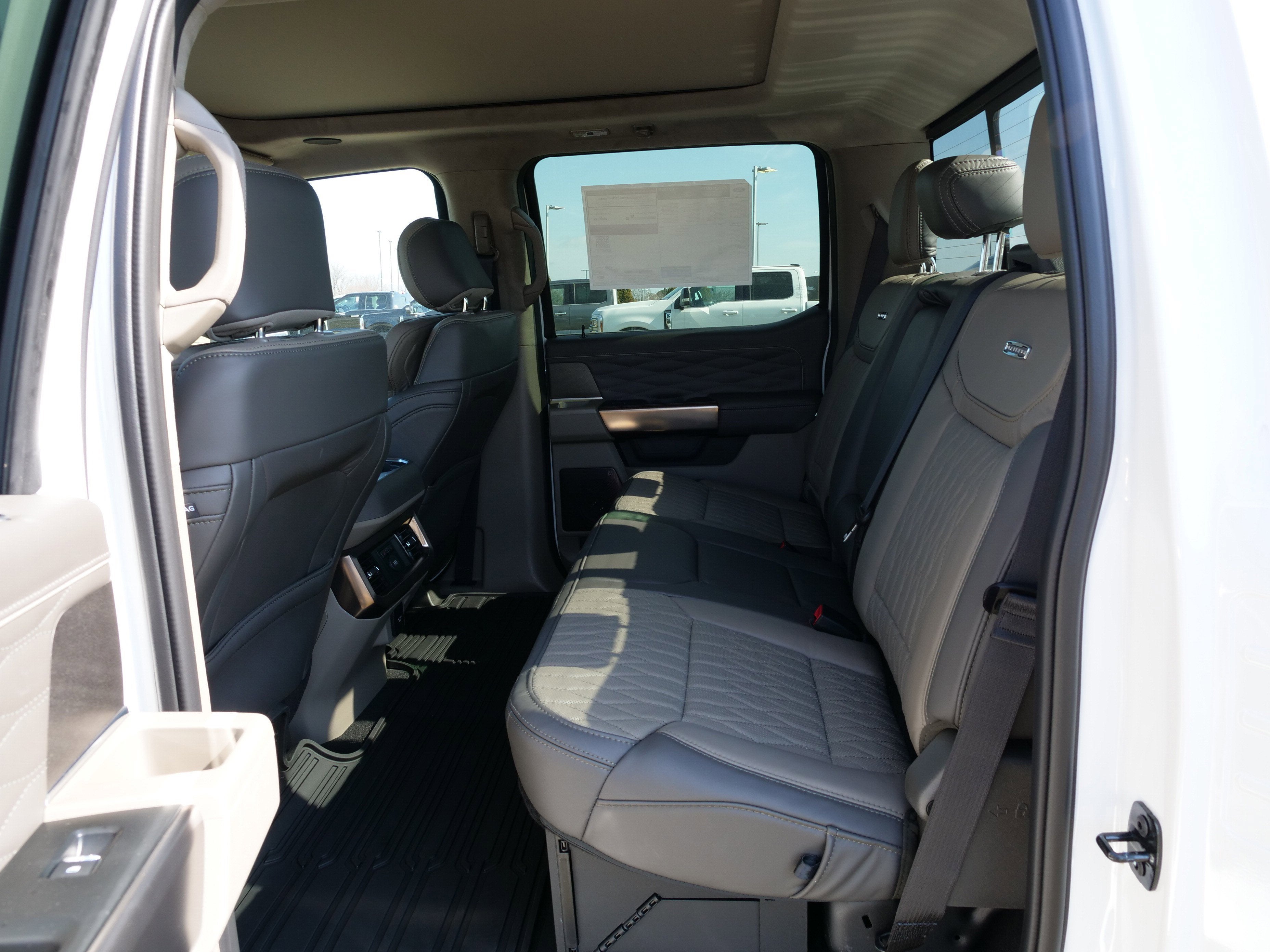 2026 Ford Super Duty F-450 DRW Platinum