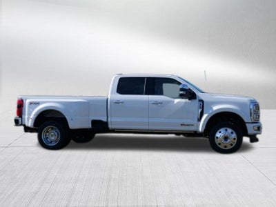 2026 Ford Super Duty F-450 DRW Platinum