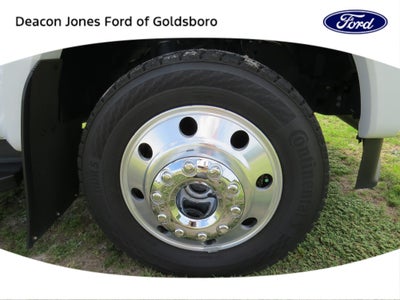 2022 Ford Super Duty F-450 DRW LARIAT