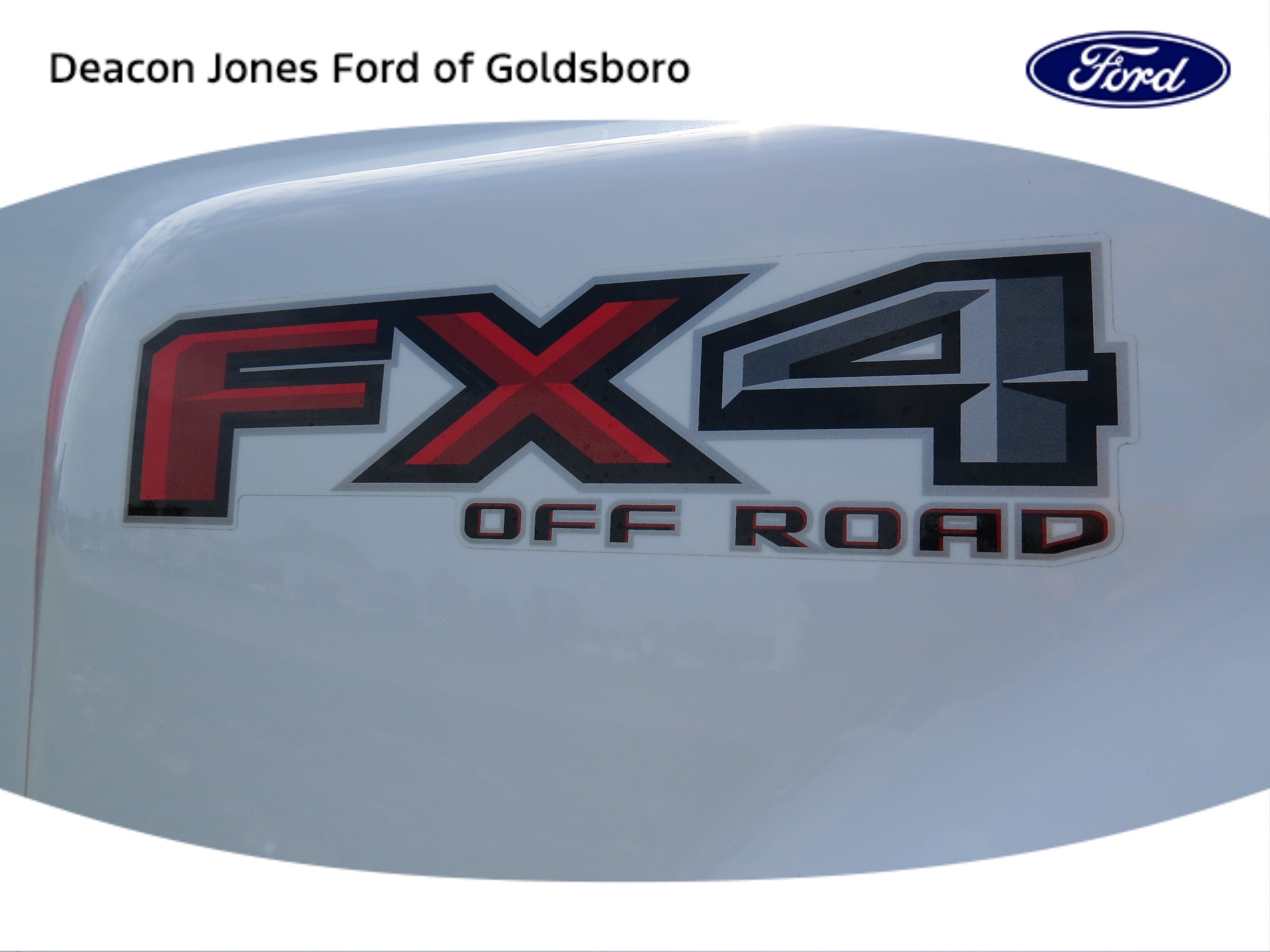 2022 Ford Super Duty F-450 DRW LARIAT
