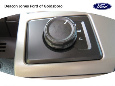 2022 Ford Super Duty F-450 DRW LARIAT