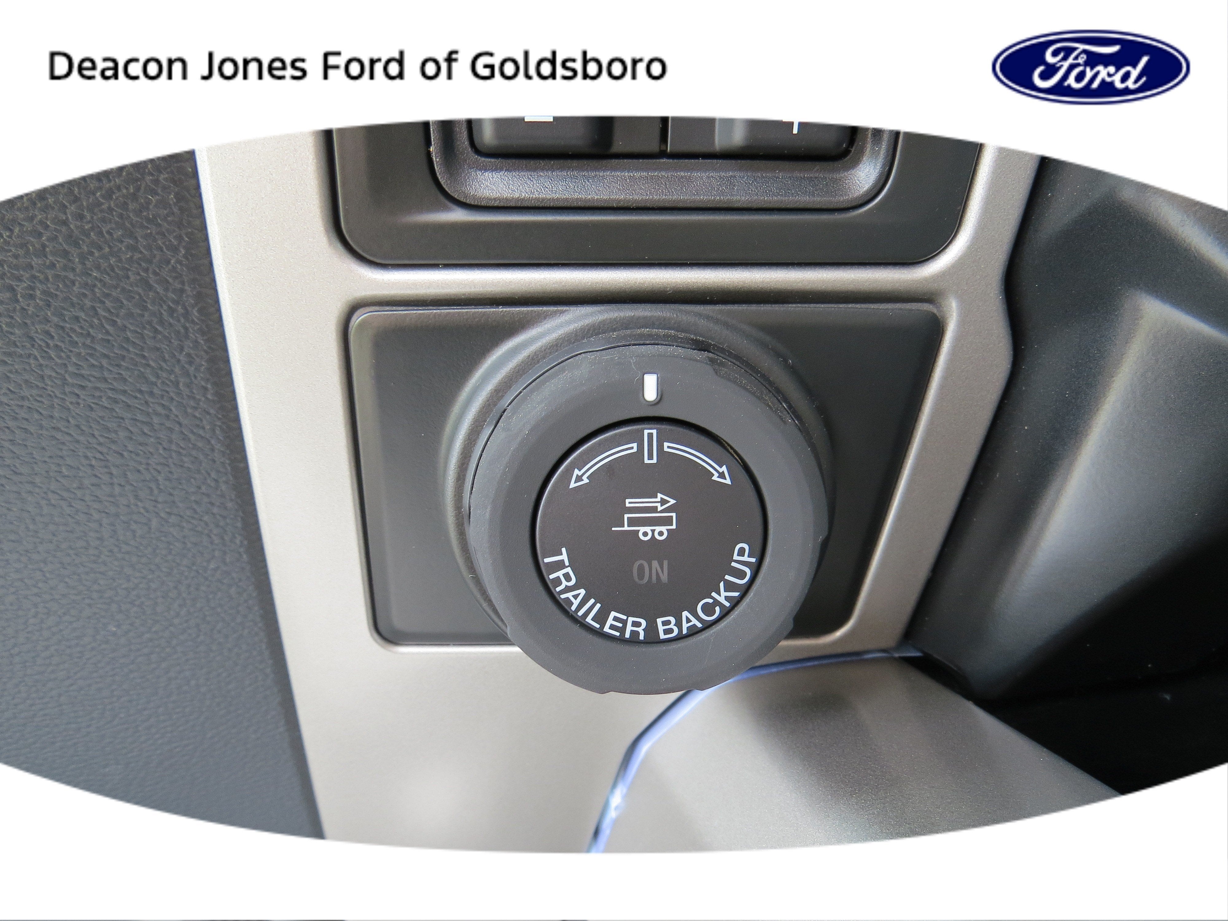 2022 Ford Super Duty F-450 DRW LARIAT