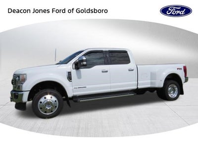 2022 Ford Super Duty F-450 DRW LARIAT
