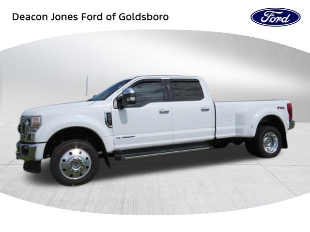 2022 Ford Super Duty F-450 DRW LARIAT