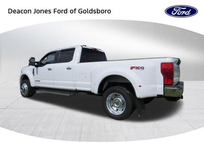 2022 Ford Super Duty F-450 DRW LARIAT