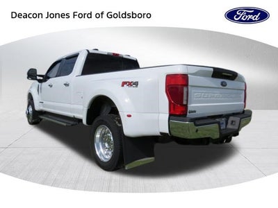 2022 Ford Super Duty F-450 DRW LARIAT