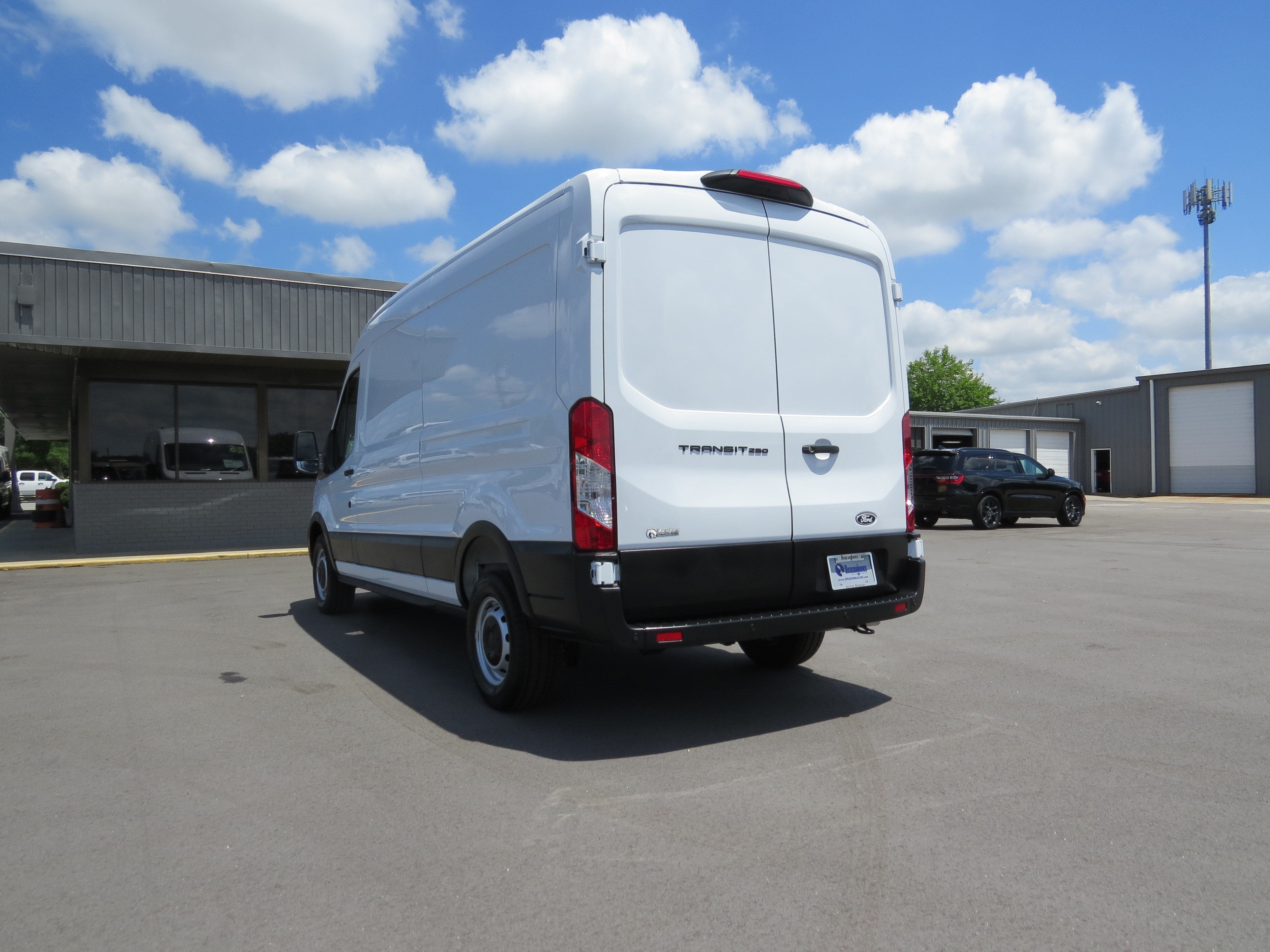 2026 Ford Transit Cargo Van T-250 148" Med Rf 9150 GVWR RWD