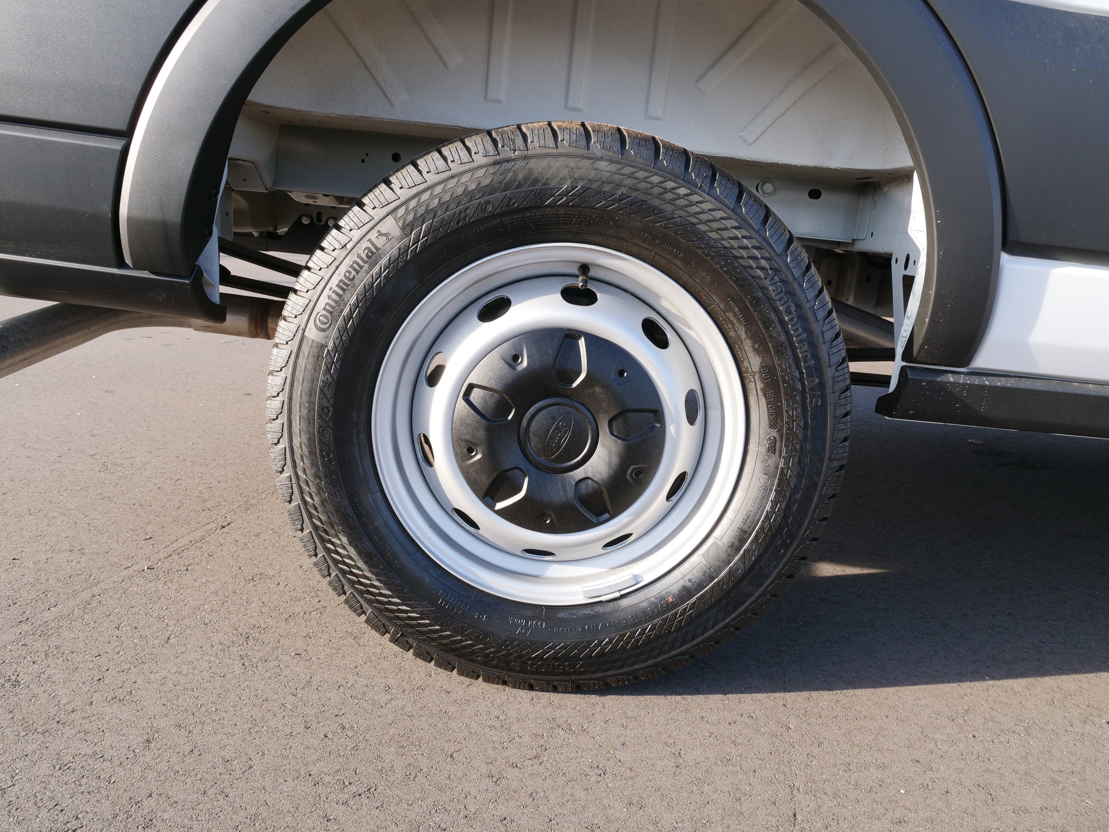 2026 Ford Transit Cargo Van Base
