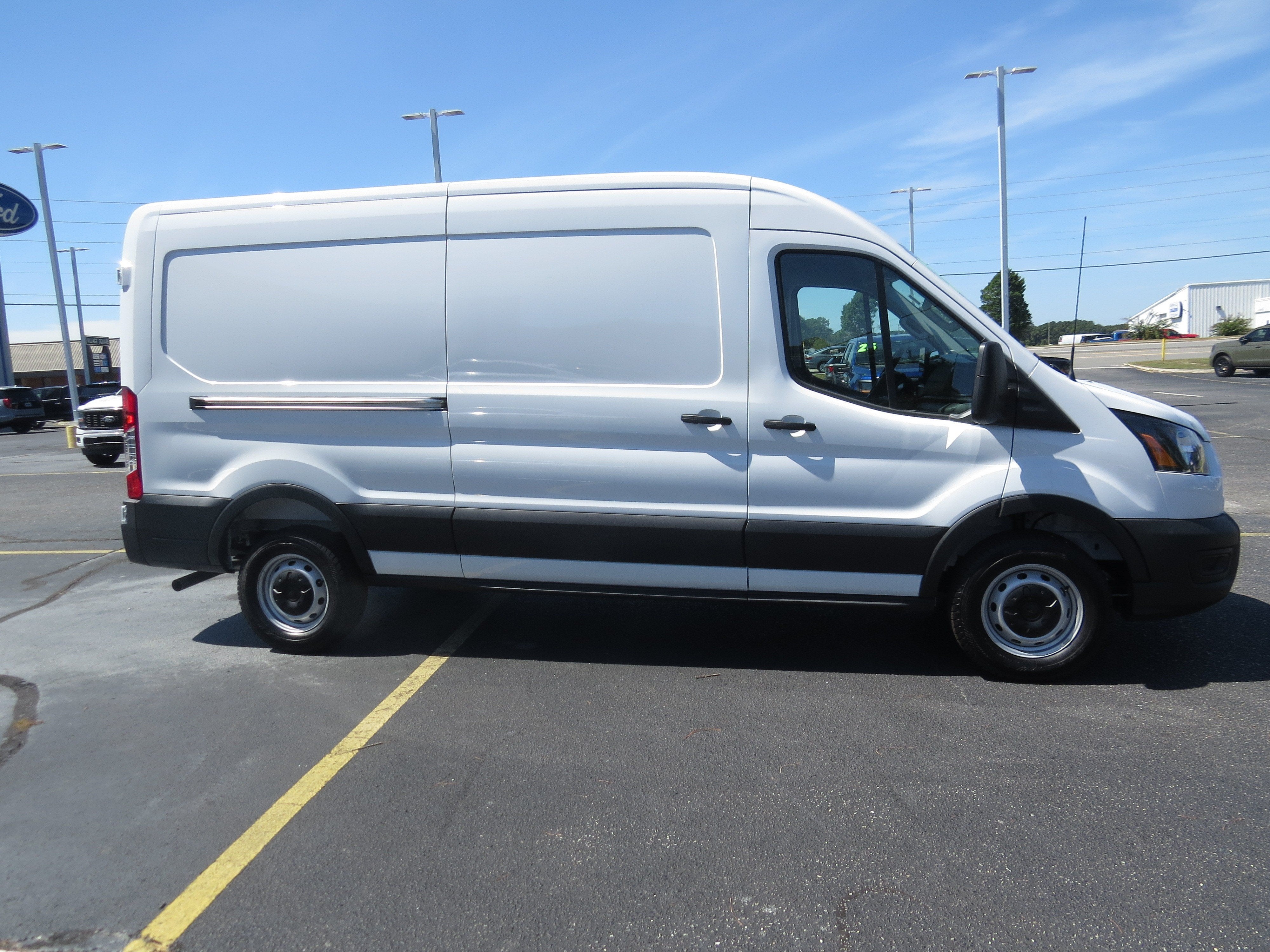 2026 Ford Transit Cargo Van Base
