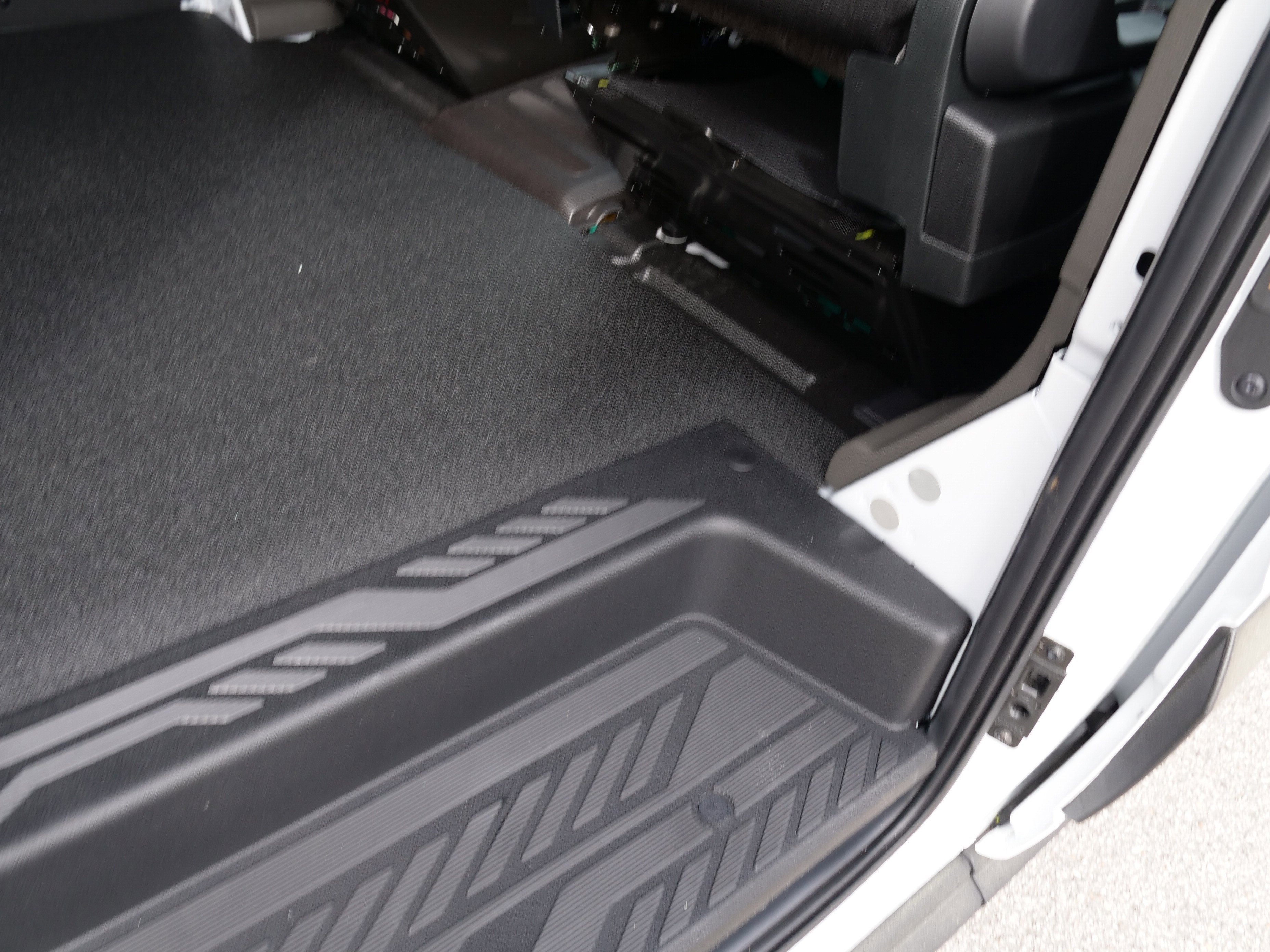 2026 Ford Transit Cargo Van Base