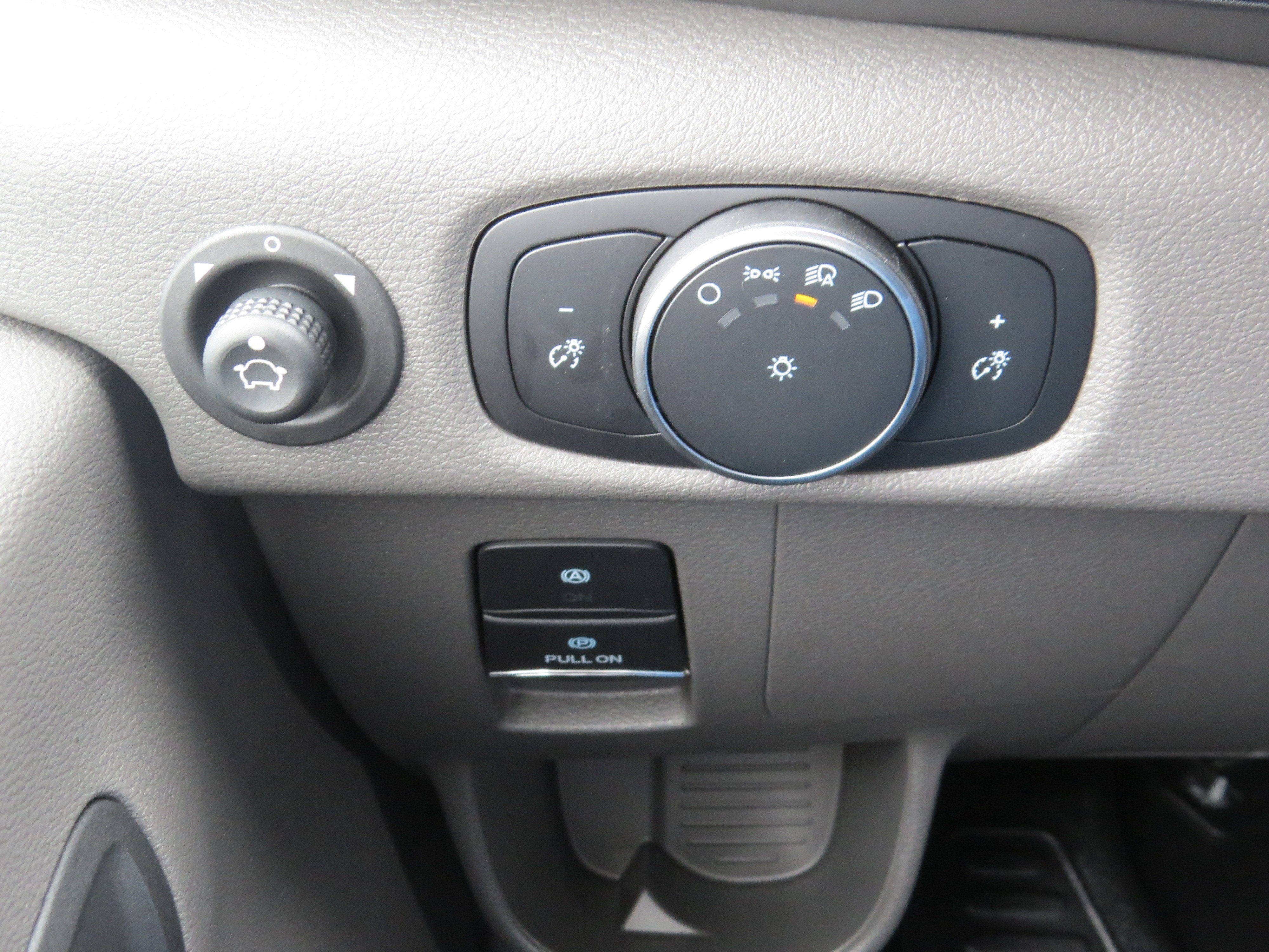 2027 Ford Transit Cargo Van Base