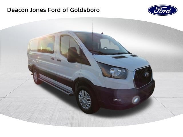 2025 Ford Transit Cargo Van Base