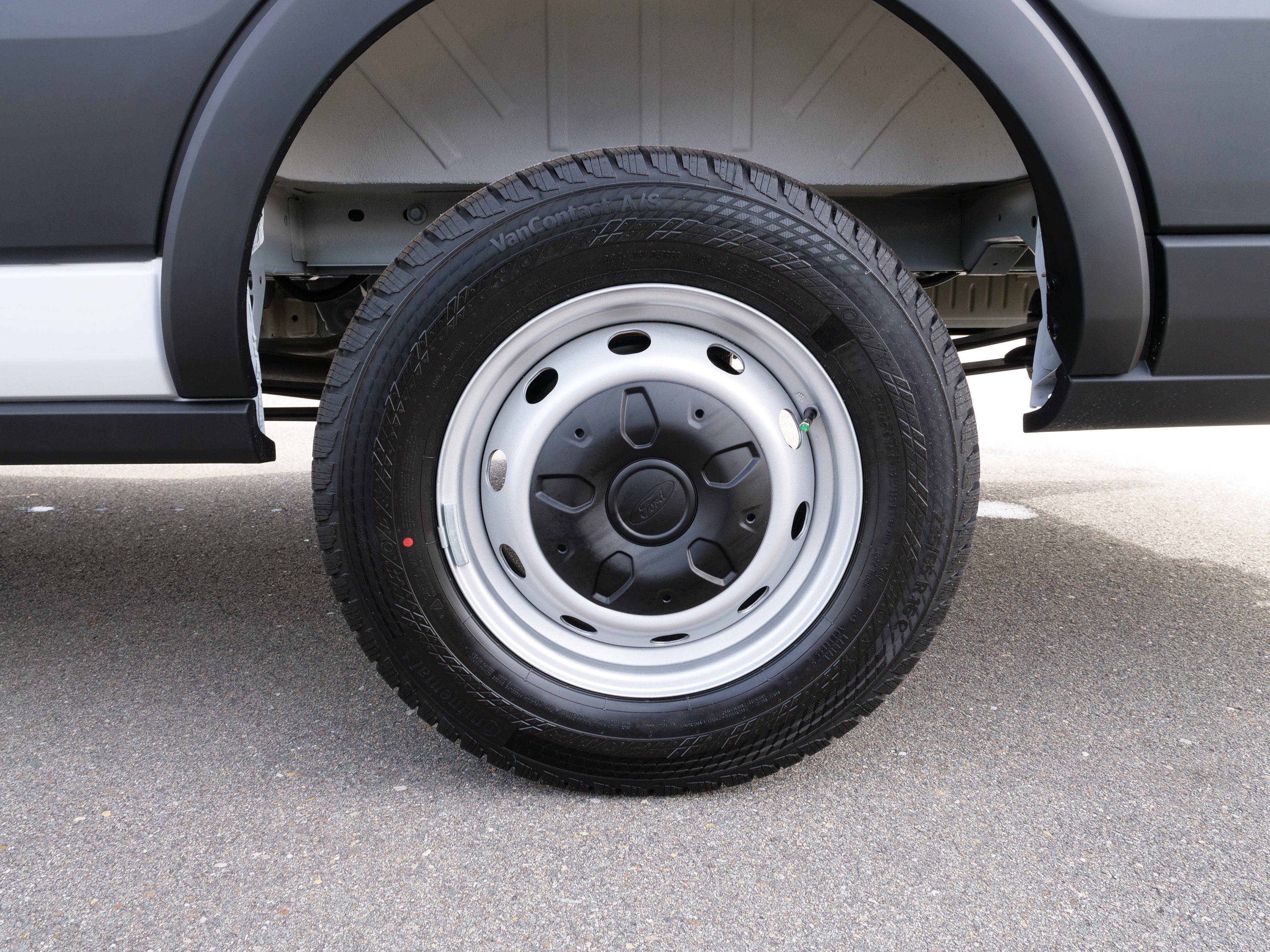 2026 Ford Transit Cargo Van Base