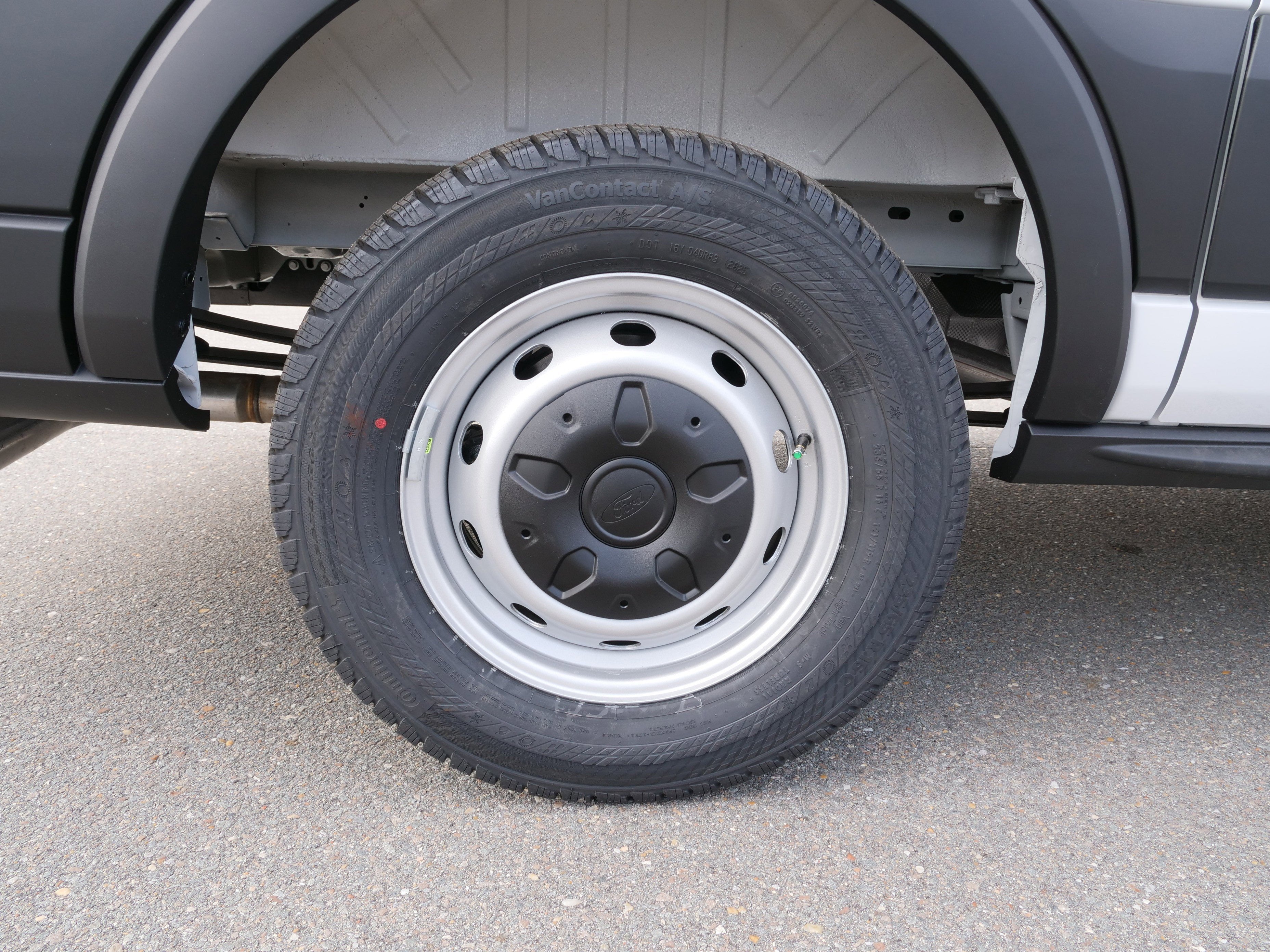 2026 Ford Transit Cargo Van Base