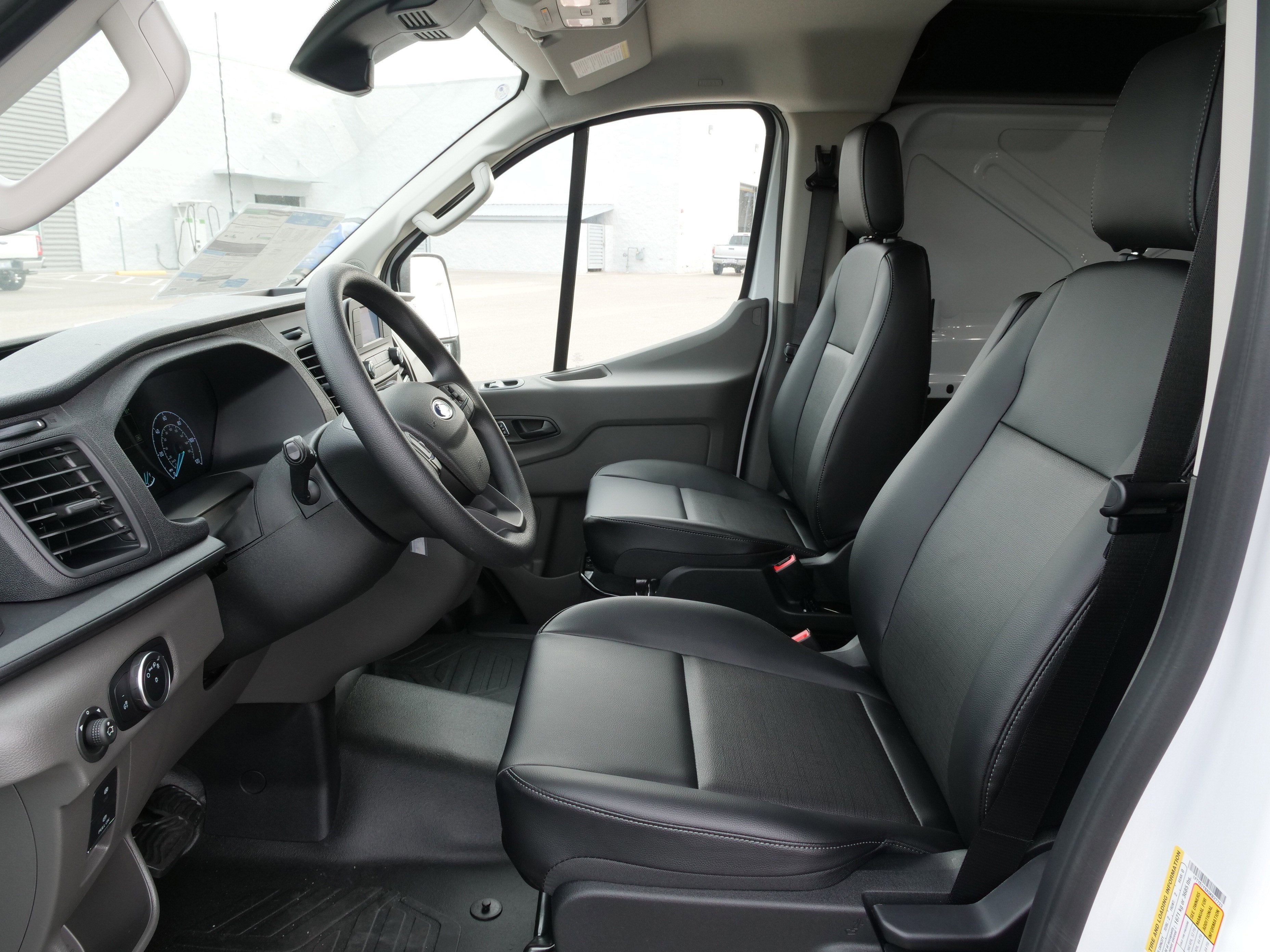 2025 Ford Transit Cargo Van Base